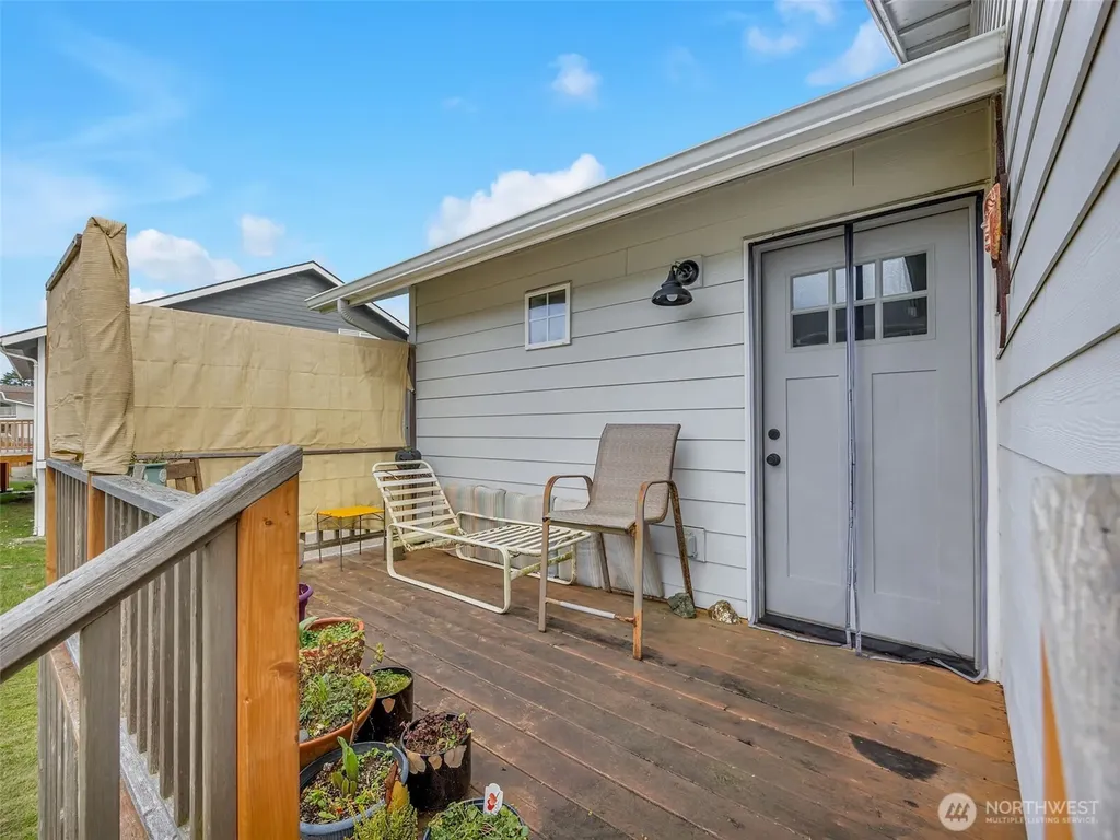 1401 N Ocean Beach Boulevard Long Beach WA 98631