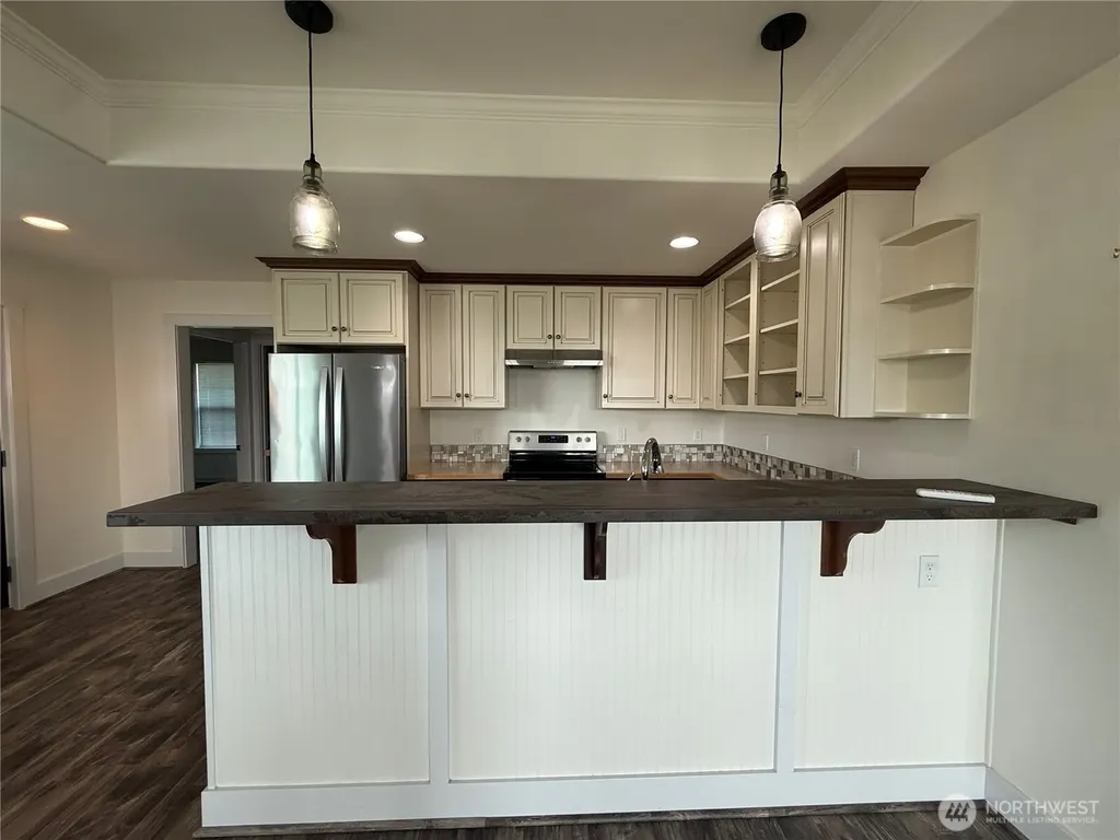 1401 N Ocean Beach Boulevard Long Beach WA 98631