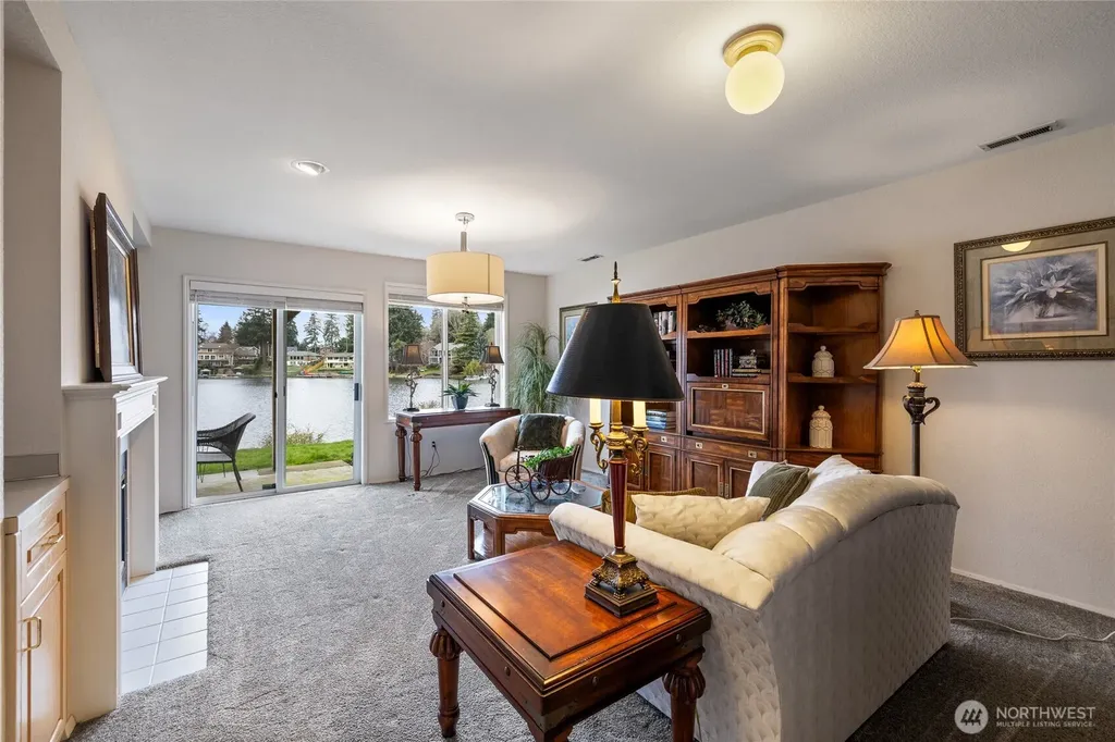 7336 Steilacoom Boulevard SW Lakewood WA 98499
