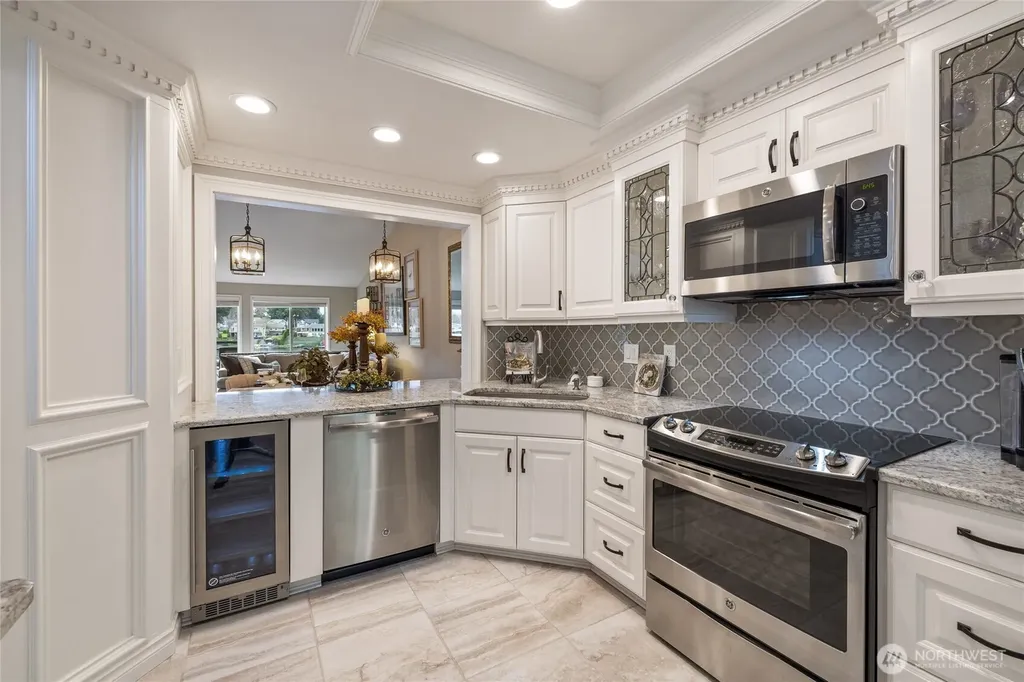 7336 Steilacoom Boulevard SW Lakewood WA 98499