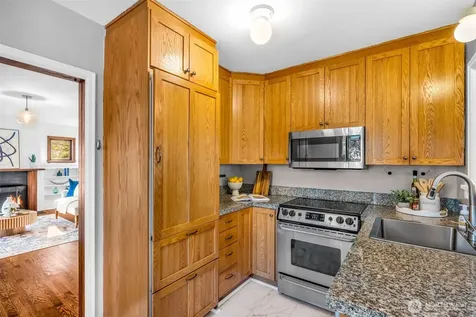 2301 Delmar Drive E Seattle WA 98102