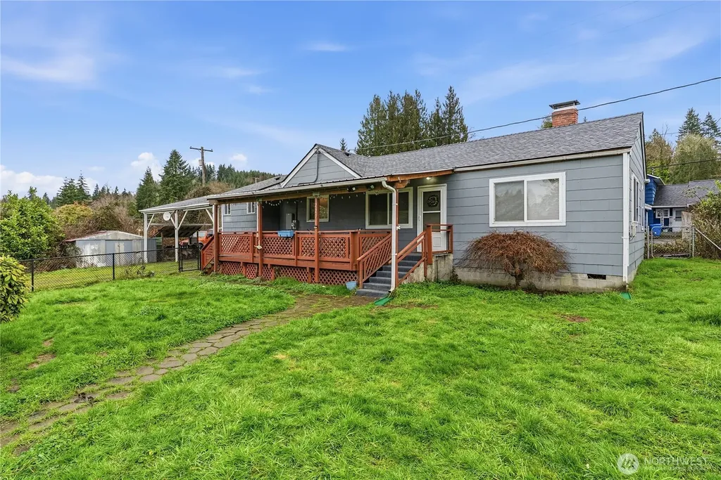 2201 Holcomb Loop Road Kelso WA 98626