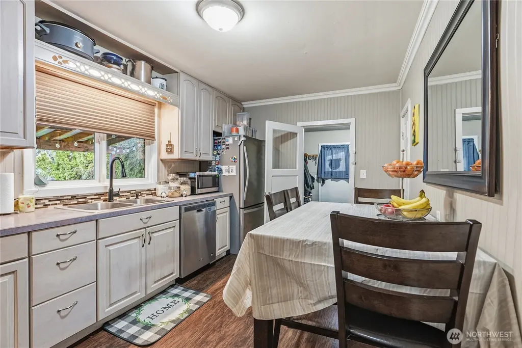2201 Holcomb Loop Road Kelso WA 98626