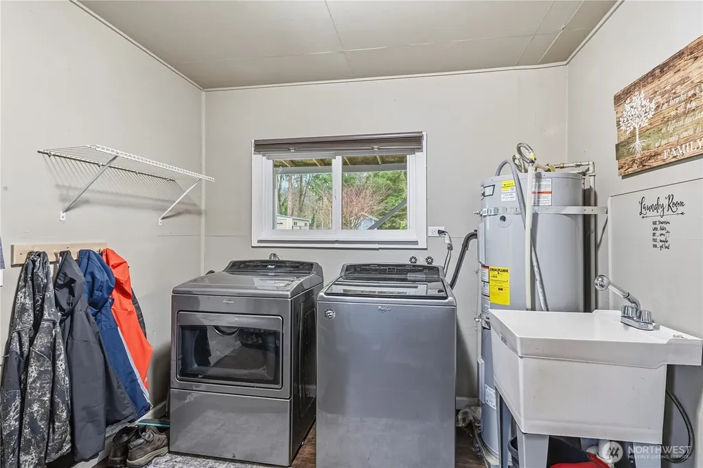 2201 Holcomb Loop Road Kelso WA 98626