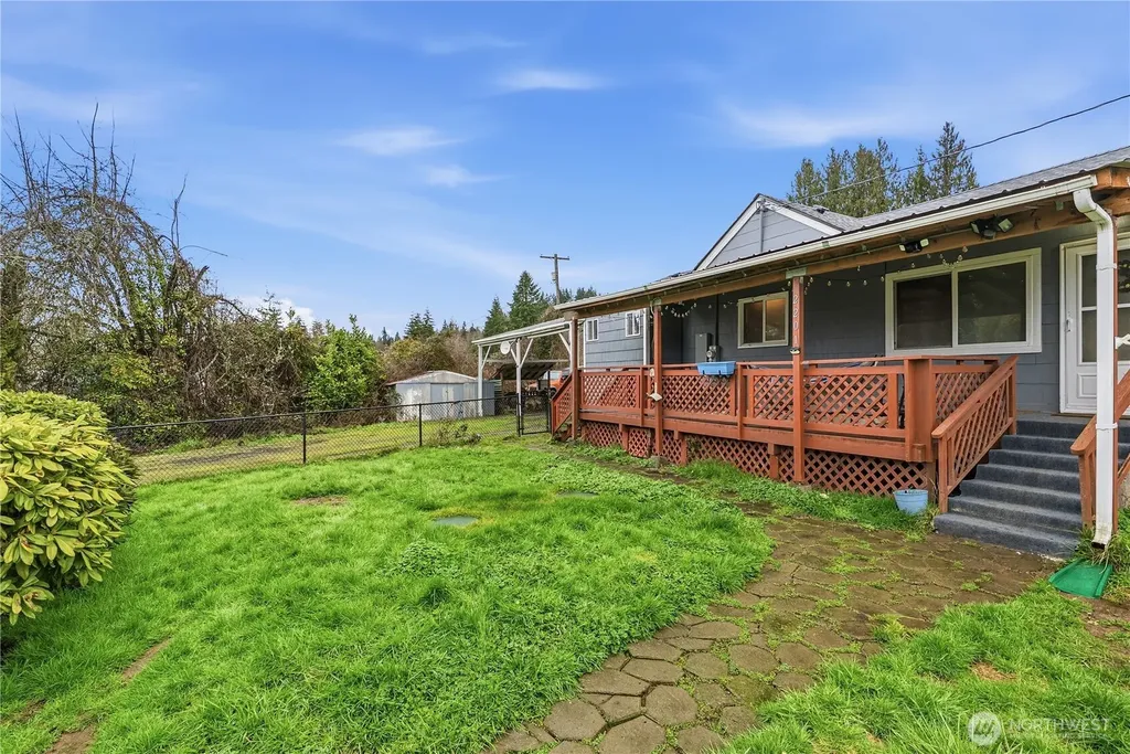 2201 Holcomb Loop Road Kelso WA 98626