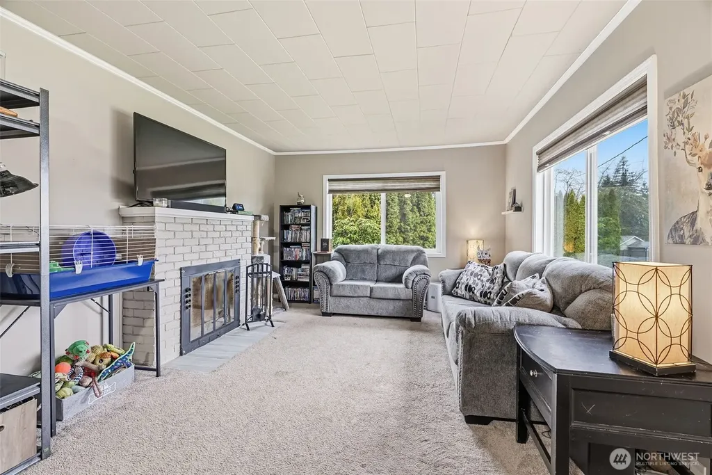 2201 Holcomb Loop Road Kelso WA 98626