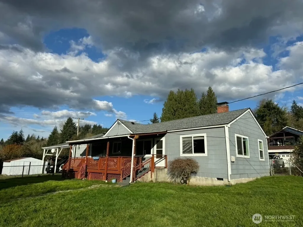 2201 Holcomb Loop Road Kelso WA 98626
