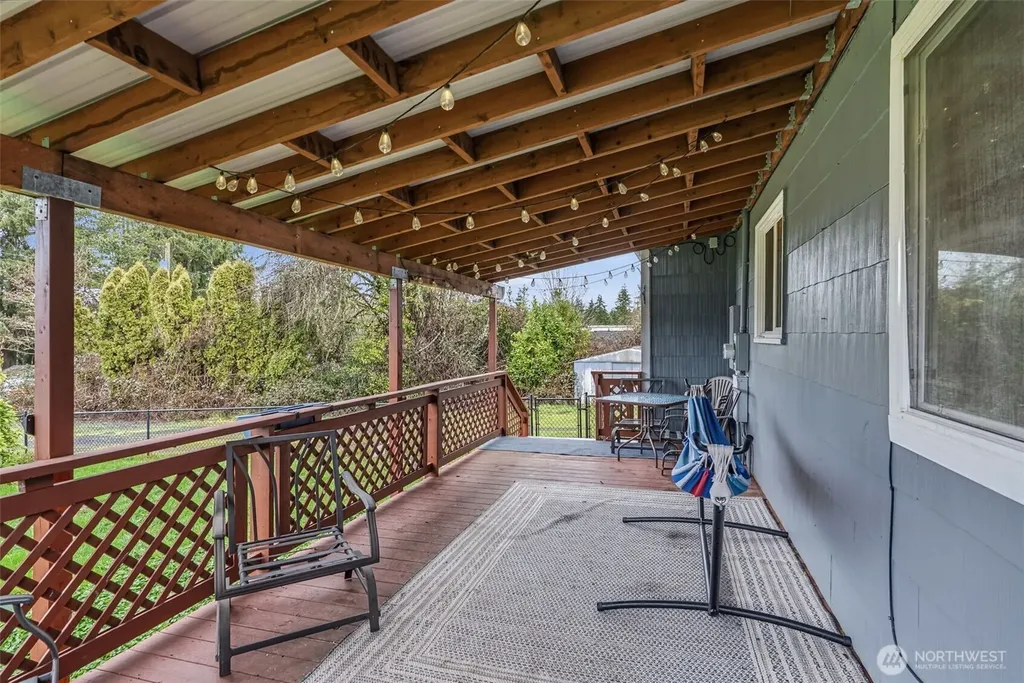 2201 Holcomb Loop Road Kelso WA 98626