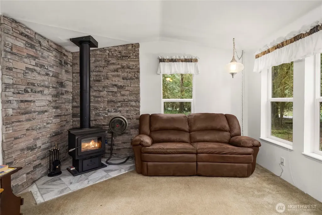 56514 383rd Avenue Ct E Ashford WA 98304