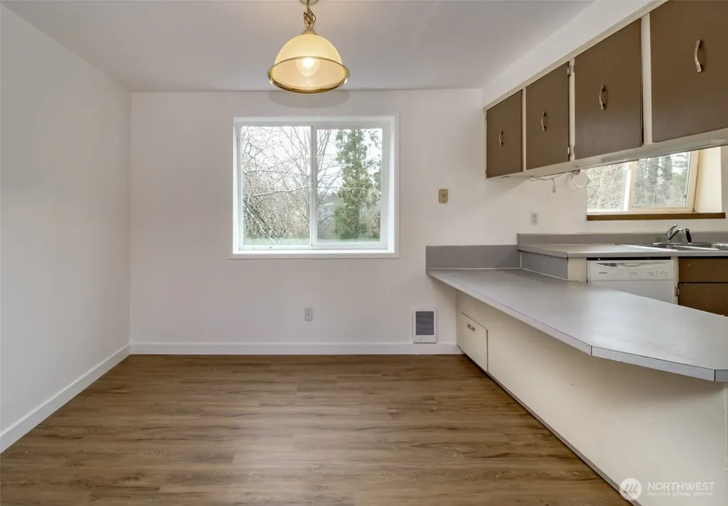 13314 86th Avenue E Puyallup WA 98373