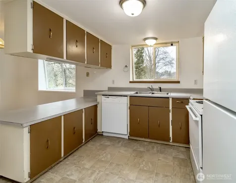 13314 86th Avenue E Puyallup WA 98373