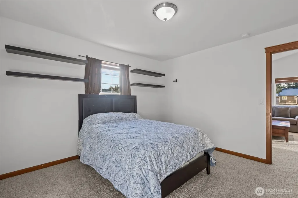 4322 25th Street SE Puyallup WA 98374