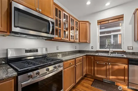 4322 25th Street SE Puyallup WA 98374