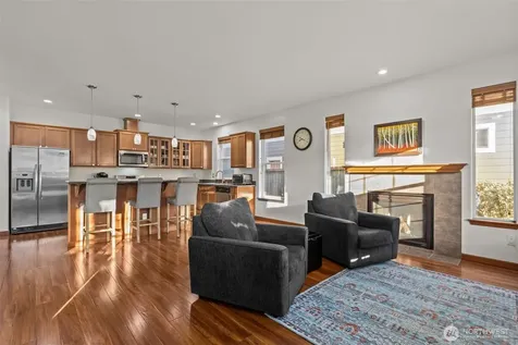 4322 25th Street SE Puyallup WA 98374