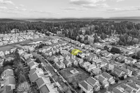4322 25th Street SE Puyallup WA 98374