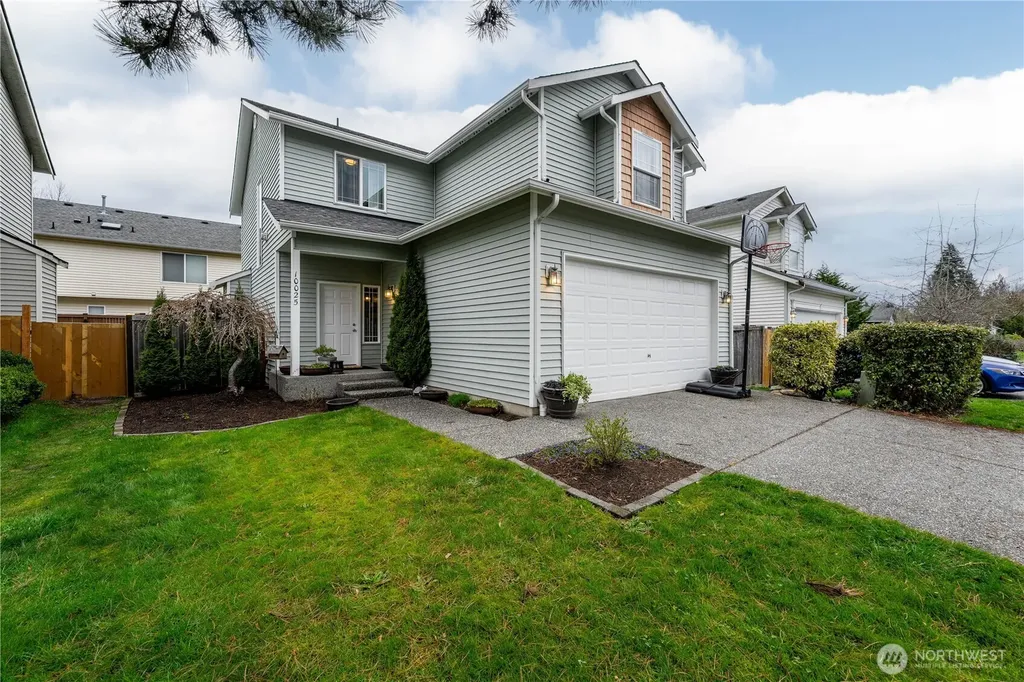 10025 2nd Place SE Lake Stevens WA 98258