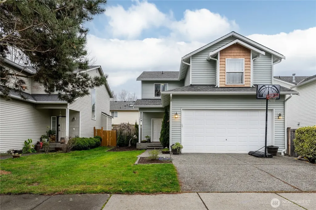 10025 2nd Place SE Lake Stevens WA 98258