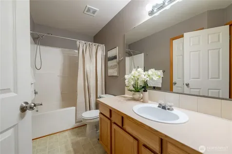 10025 2nd Place SE Lake Stevens WA 98258