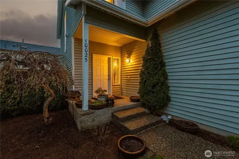 10025 2nd Place SE Lake Stevens WA 98258