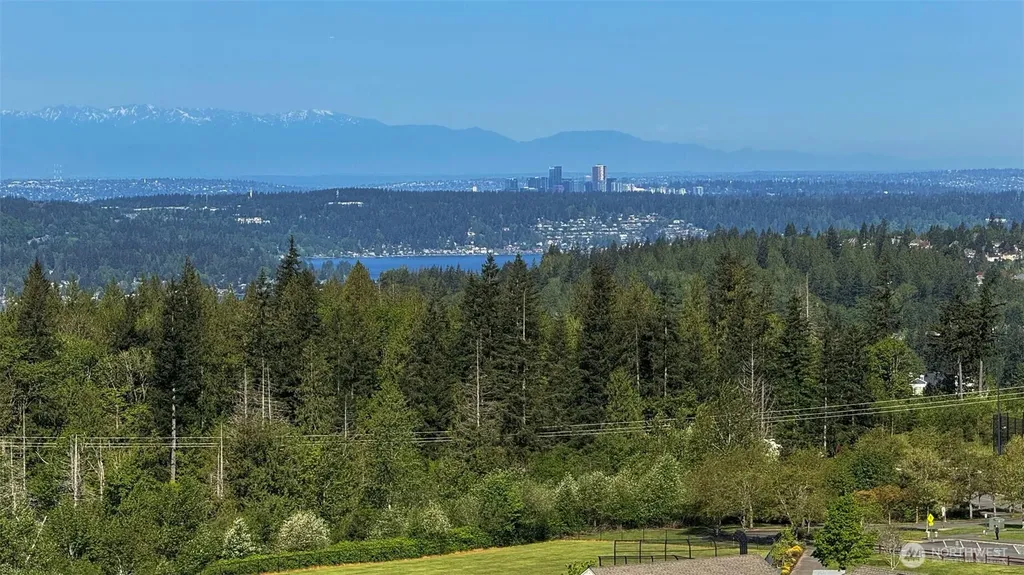1511 25th Avenue NE Issaquah WA 98029