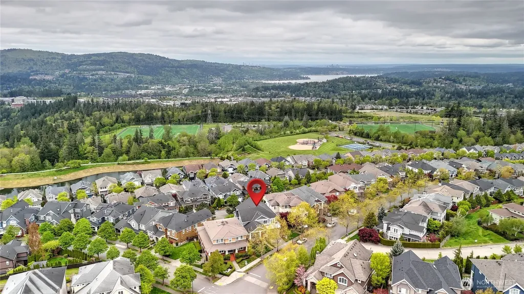 1511 25th Avenue NE Issaquah WA 98029