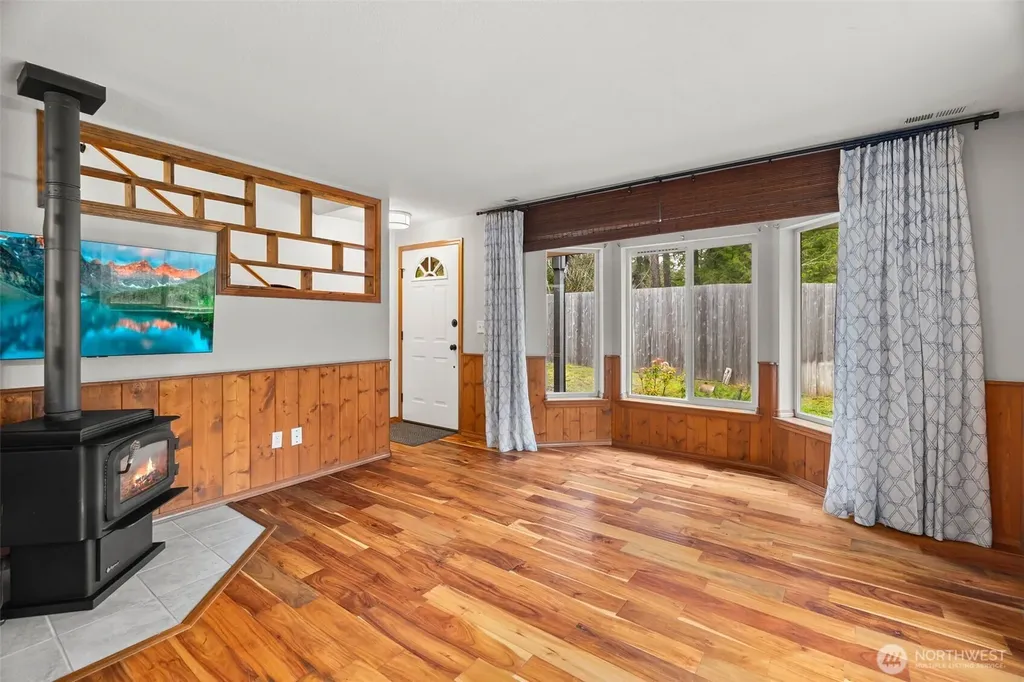 2832 Fishtrap Loop NE Olympia WA 98506