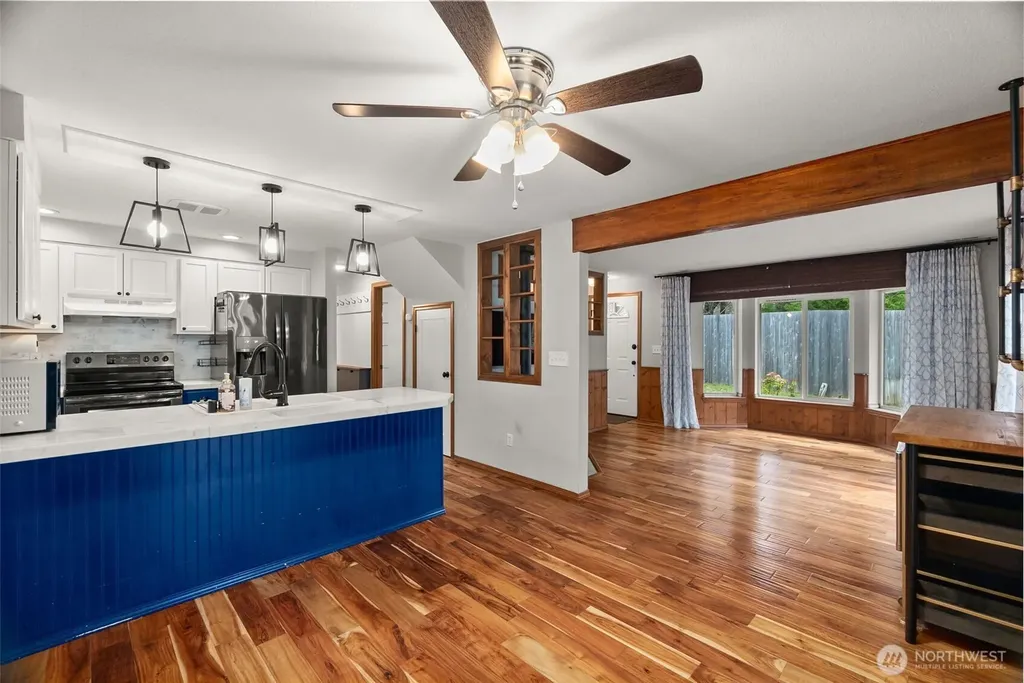 2832 Fishtrap Loop NE Olympia WA 98506