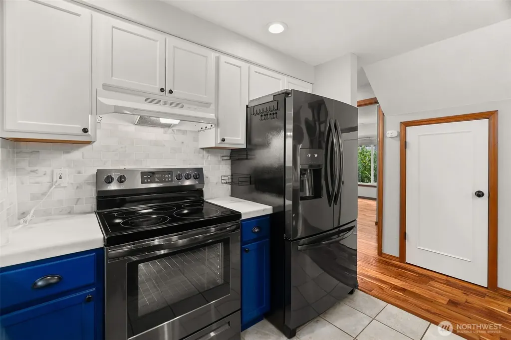 2832 Fishtrap Loop NE Olympia WA 98506