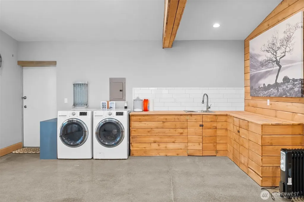 2832 Fishtrap Loop NE Olympia WA 98506