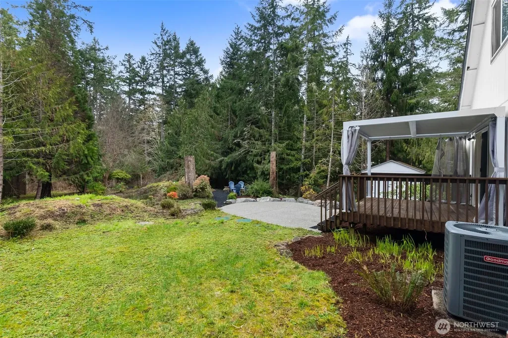 2832 Fishtrap Loop NE Olympia WA 98506