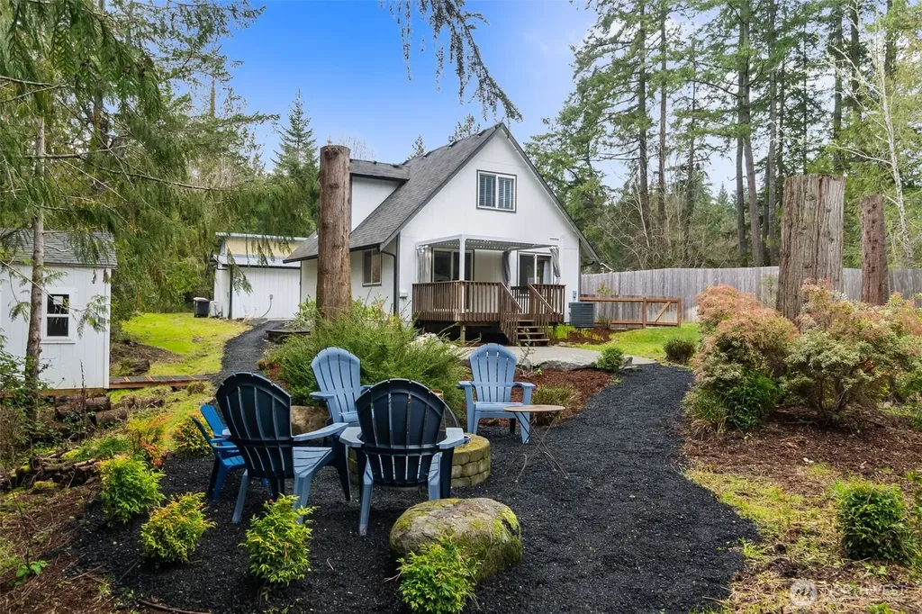 2832 Fishtrap Loop NE Olympia WA 98506