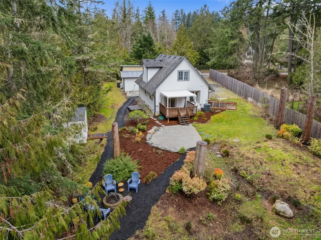 2832 Fishtrap Loop NE Olympia WA 98506