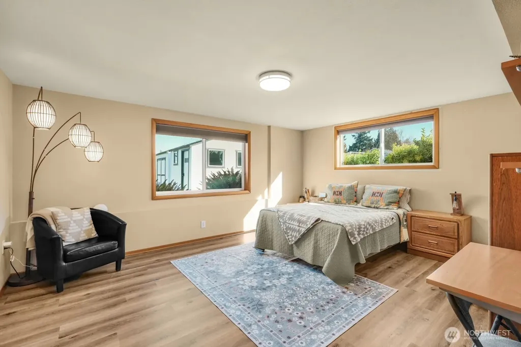 6904 NE 70th Street Vancouver WA 98661