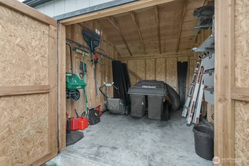 6904 NE 70th Street Vancouver WA 98661