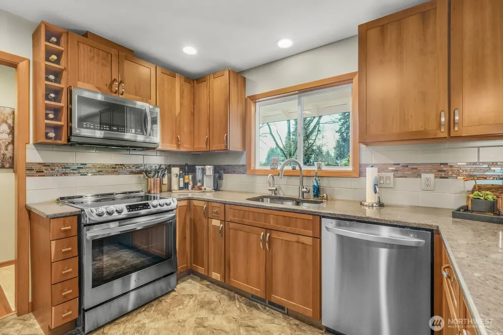 6904 NE 70th Street Vancouver WA 98661
