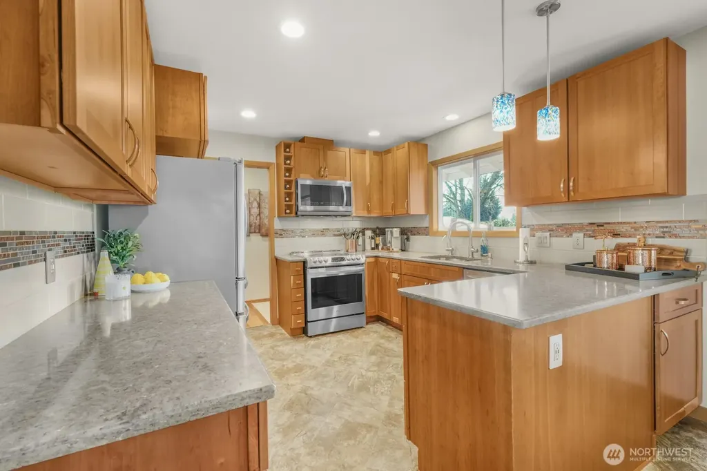 6904 NE 70th Street Vancouver WA 98661
