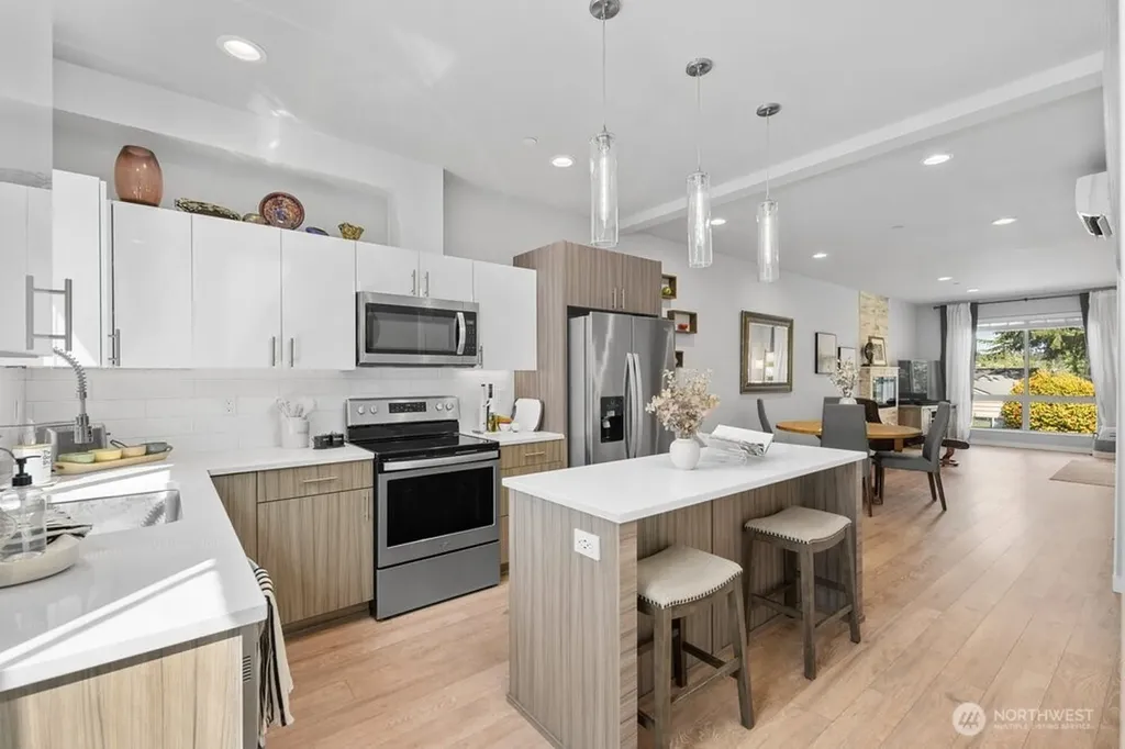 7628 222nd Street SW Edmonds WA 98026