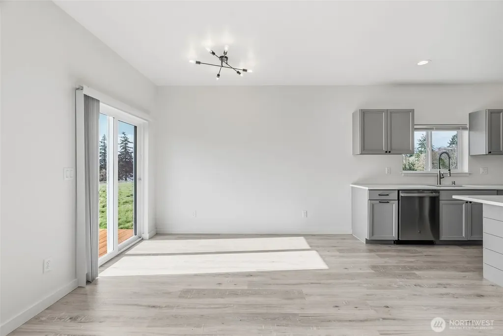 9 Anchor Way Cathlamet WA 98612