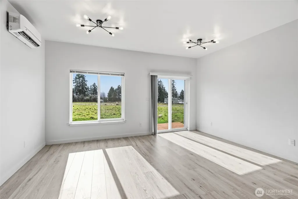 9 Anchor Way Cathlamet WA 98612