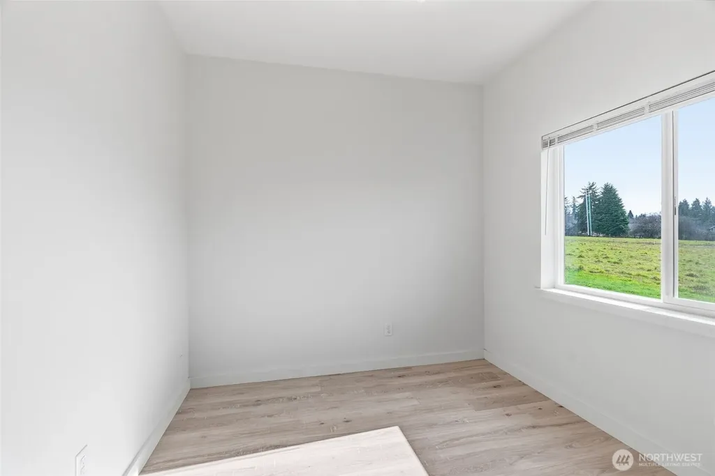 9 Anchor Way Cathlamet WA 98612