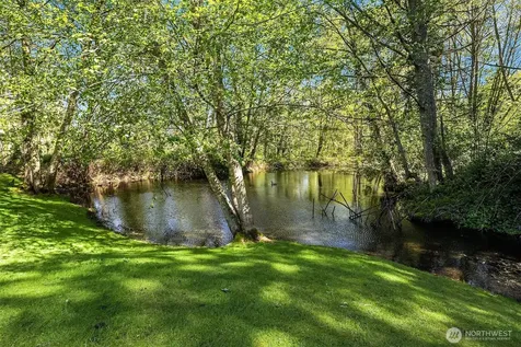 13364 Bridgestone Court NE Bainbridge Island WA 98110