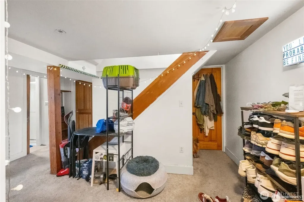 341 NE 51st Street Seattle WA 98105