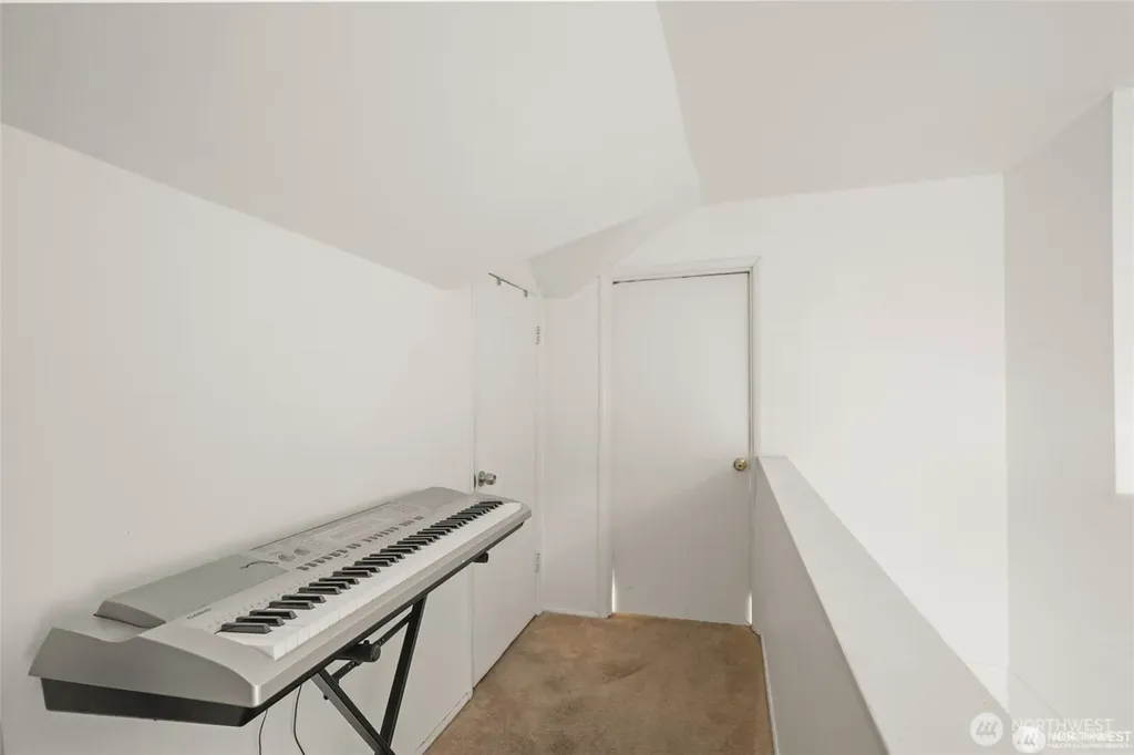 341 NE 51st Street Seattle WA 98105