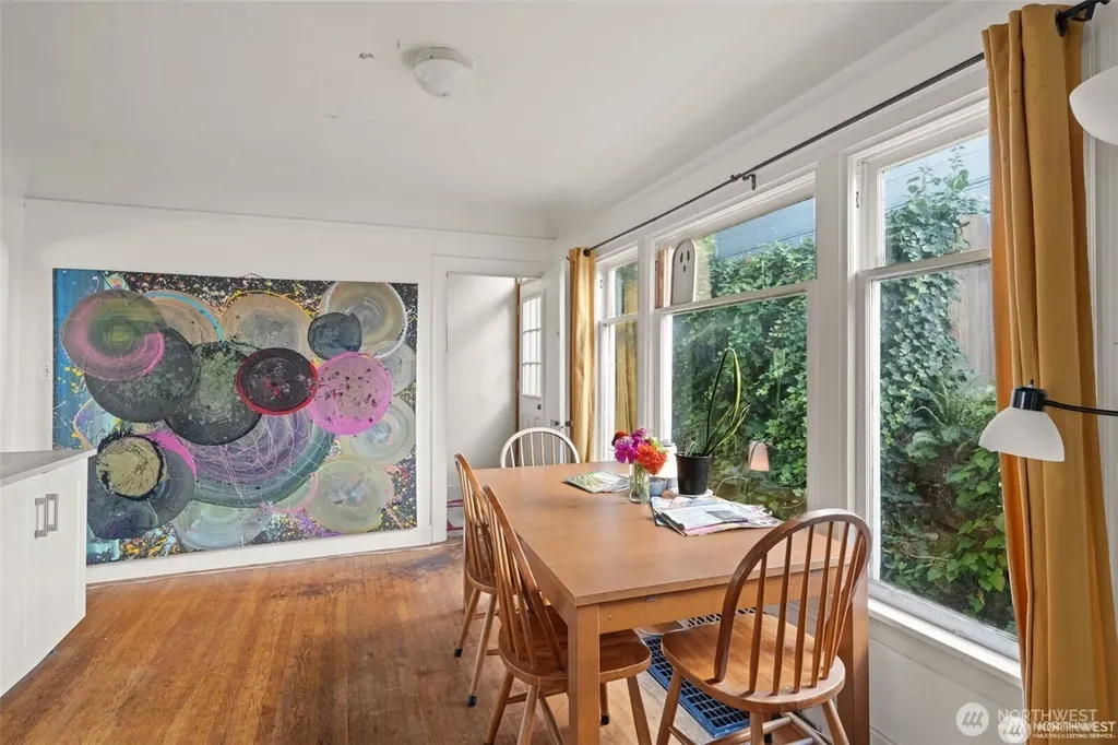 341 NE 51st Street Seattle WA 98105