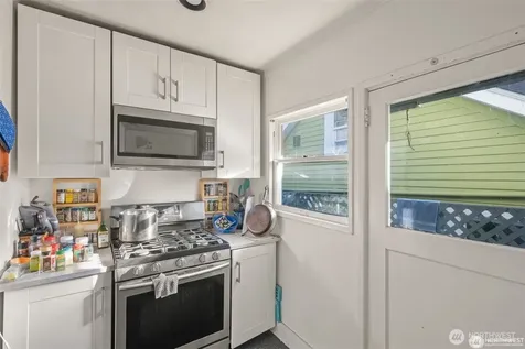 341 NE 51st Street Seattle WA 98105