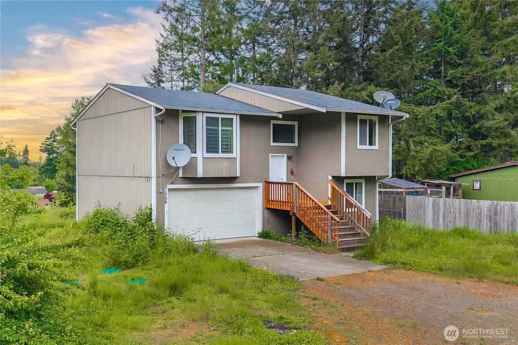 31509 61st Avenue S Roy WA 98580