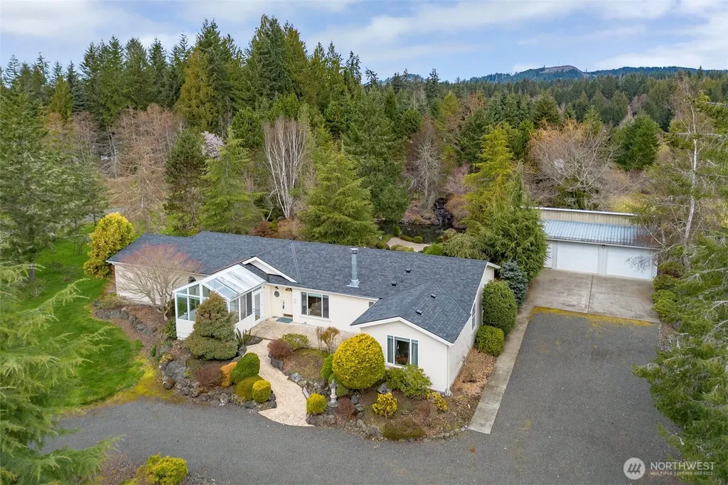62 Johnson Road Port Angeles WA 98363