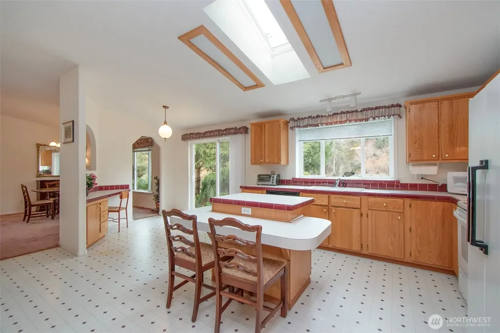 62 Johnson Road Port Angeles WA 98363