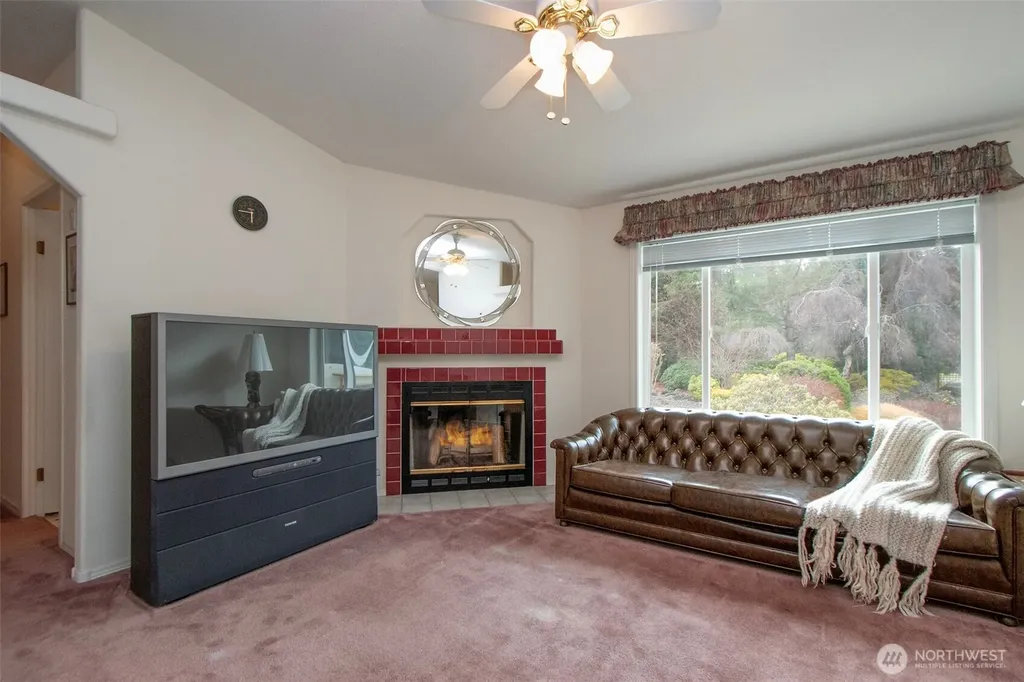 62 Johnson Road Port Angeles WA 98363
