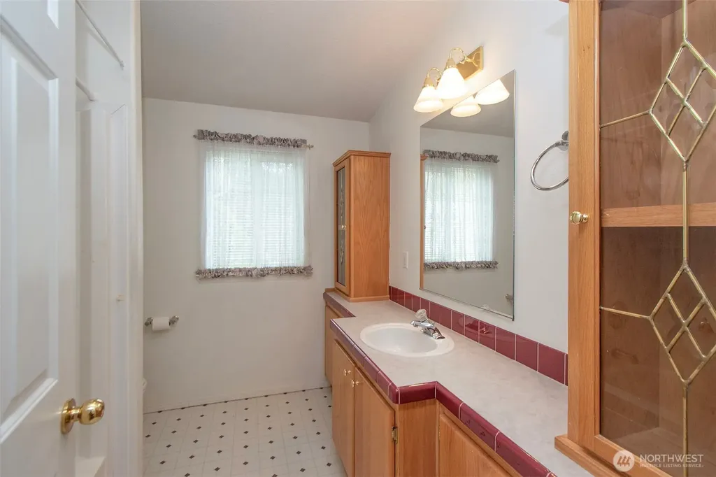 62 Johnson Road Port Angeles WA 98363